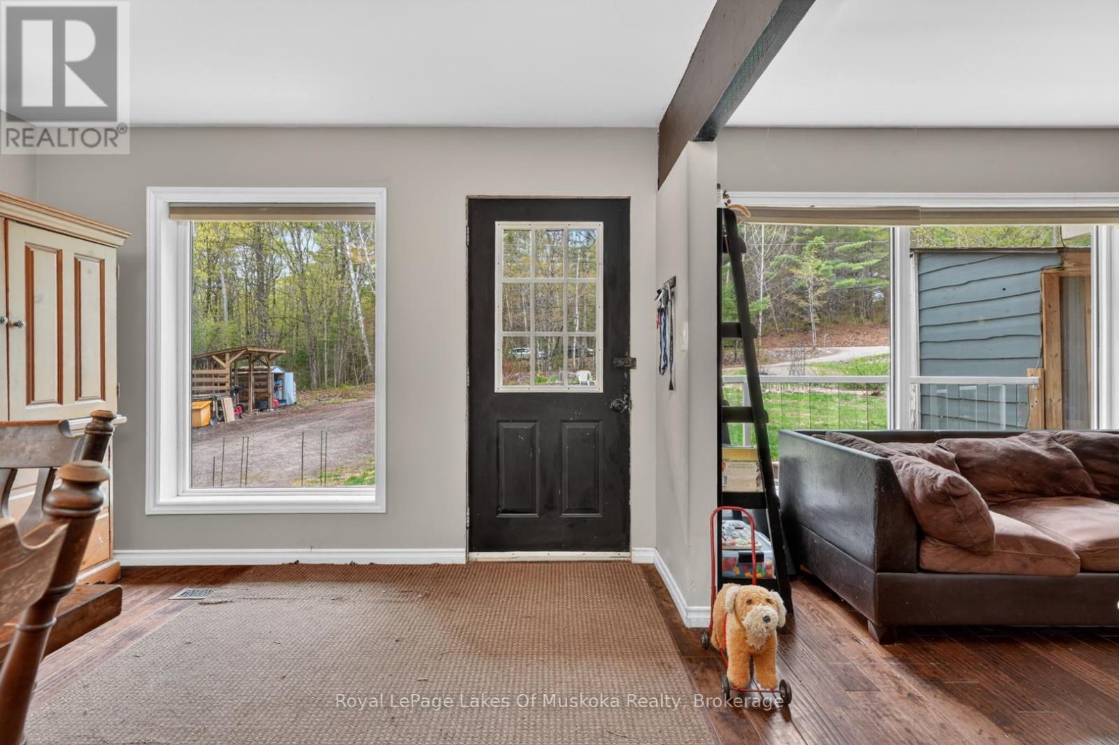 1034 Old 117 Highway, Lake Of Bays, Ontario P0B 1A0 - Photo 2 - X13165954