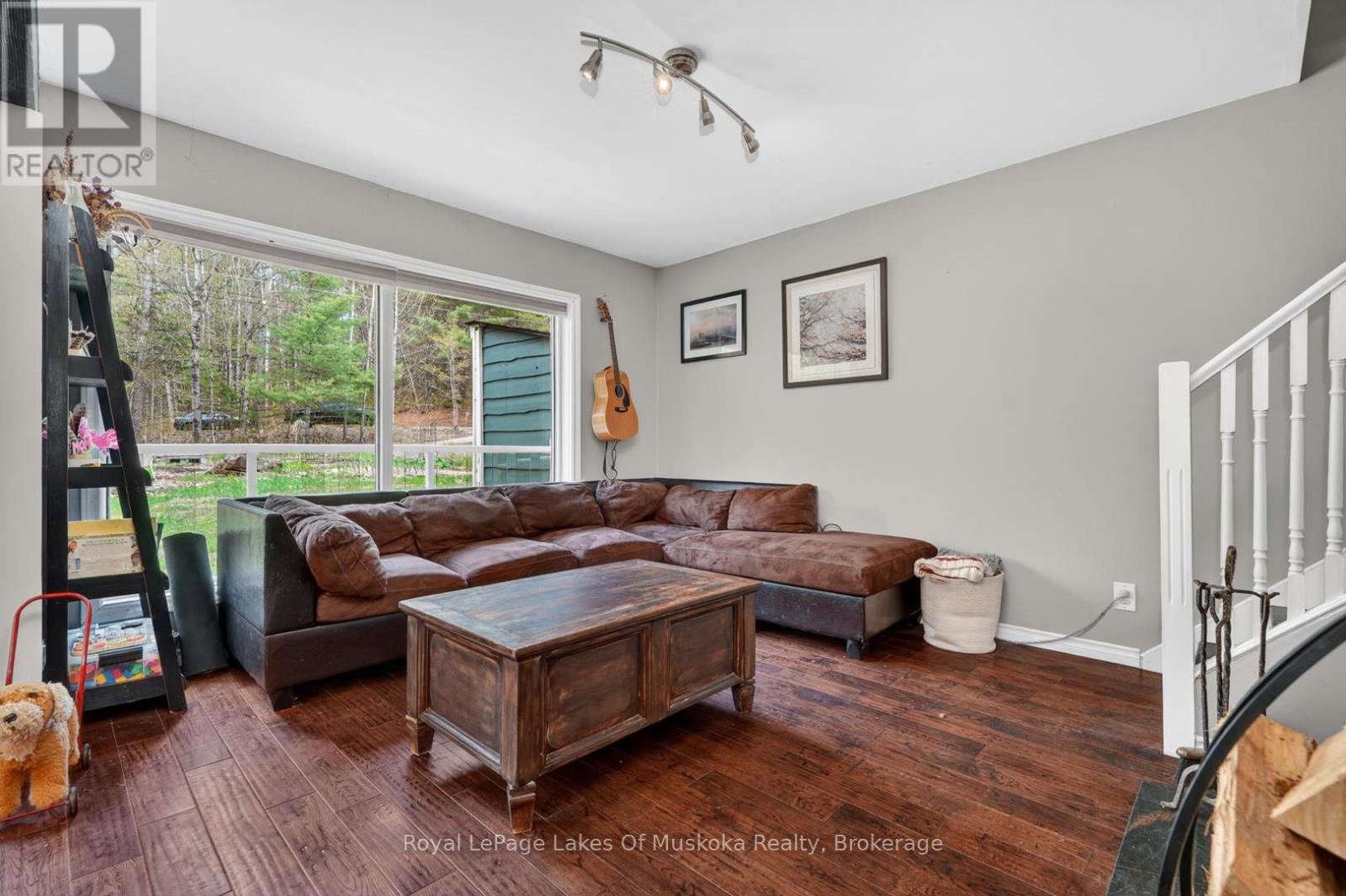 1034 Old 117 Highway, Lake Of Bays, Ontario P0B 1A0 - Photo 4 - X13165954