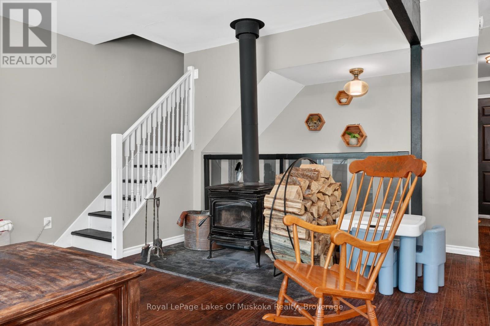 1034 Old 117 Highway, Lake Of Bays, Ontario P0B 1A0 - Photo 5 - X13165954