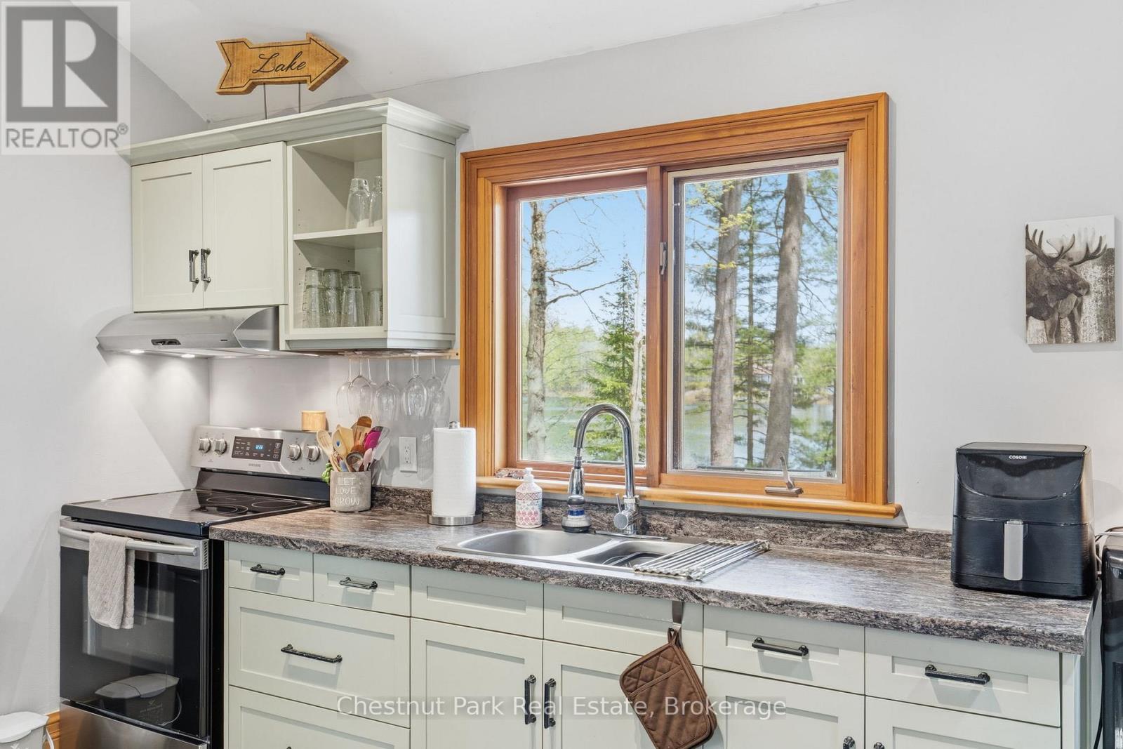 1117 Turtle Lake Road, Gravenhurst, Ontario P1P 1R2 - Photo 5 - X13167636