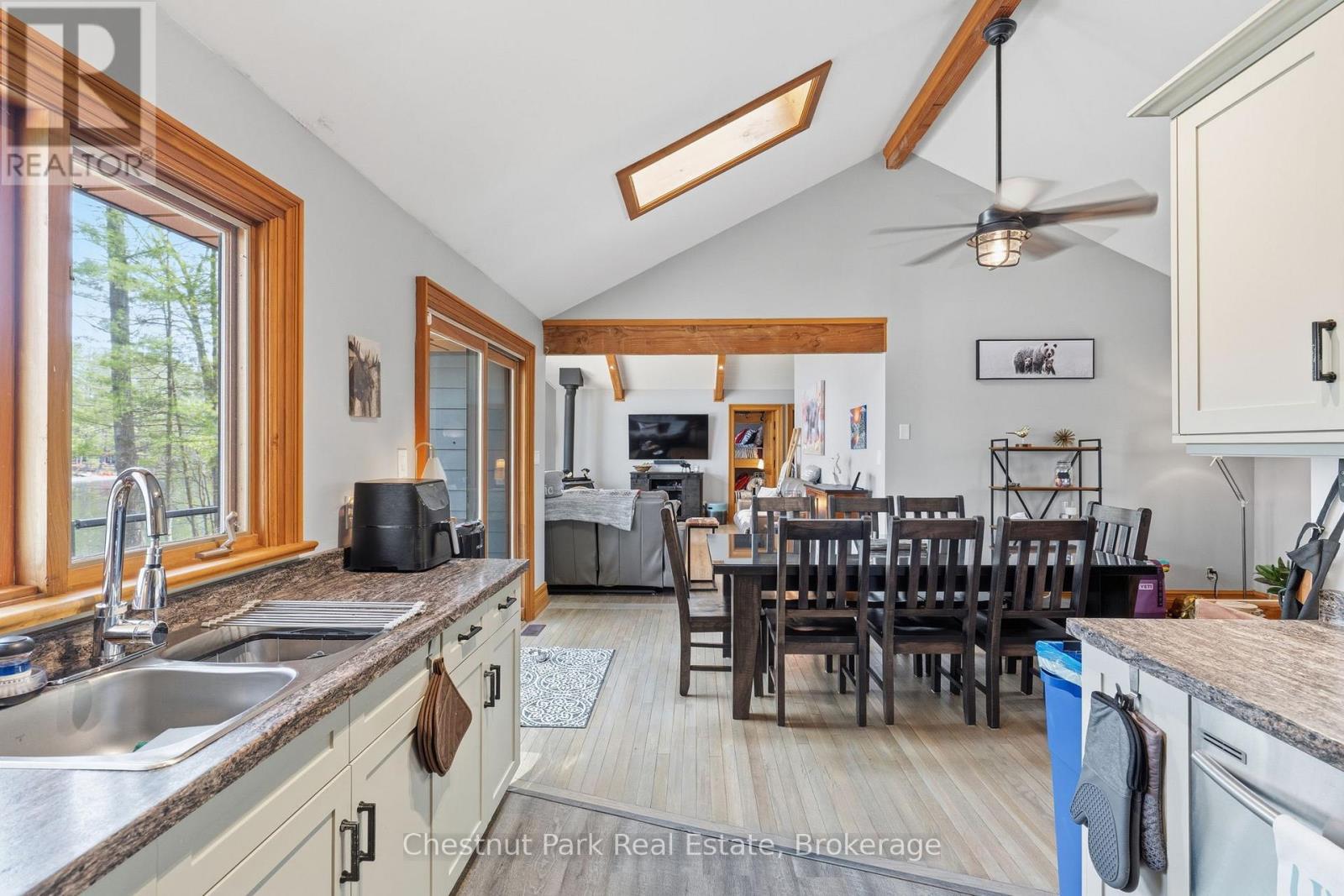 1117 Turtle Lake Road, Gravenhurst, Ontario P1P 1R2 - Photo 7 - X13167636