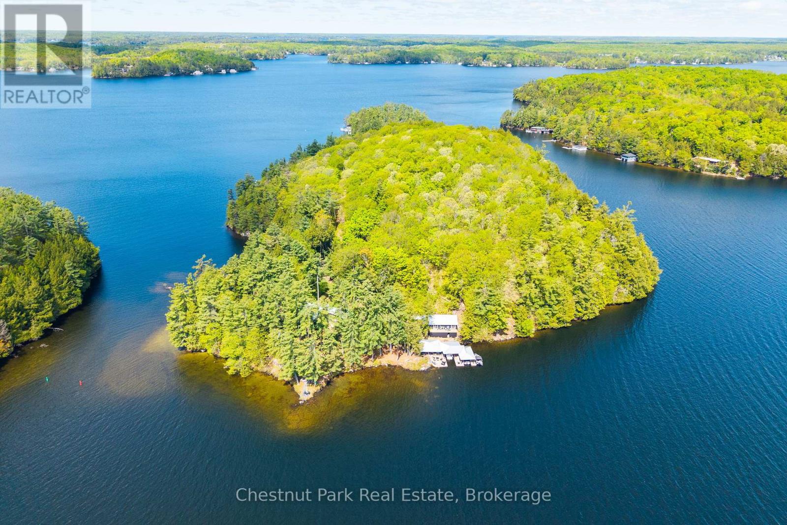 5 Is Beacon Island, Muskoka Lakes, Ontario P0B 1J0 - Photo 1 - X13168632