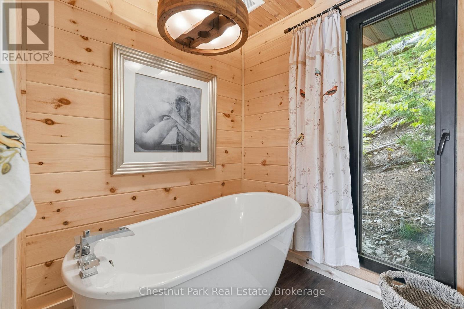 5 Is Beacon Island, Muskoka Lakes, Ontario P0B 1J0 - Photo 34 - X13168632