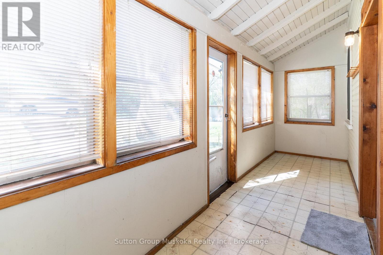 18 Susan Street W, Huntsville, Ontario P1H 1X4 - Photo 20 - X13169254