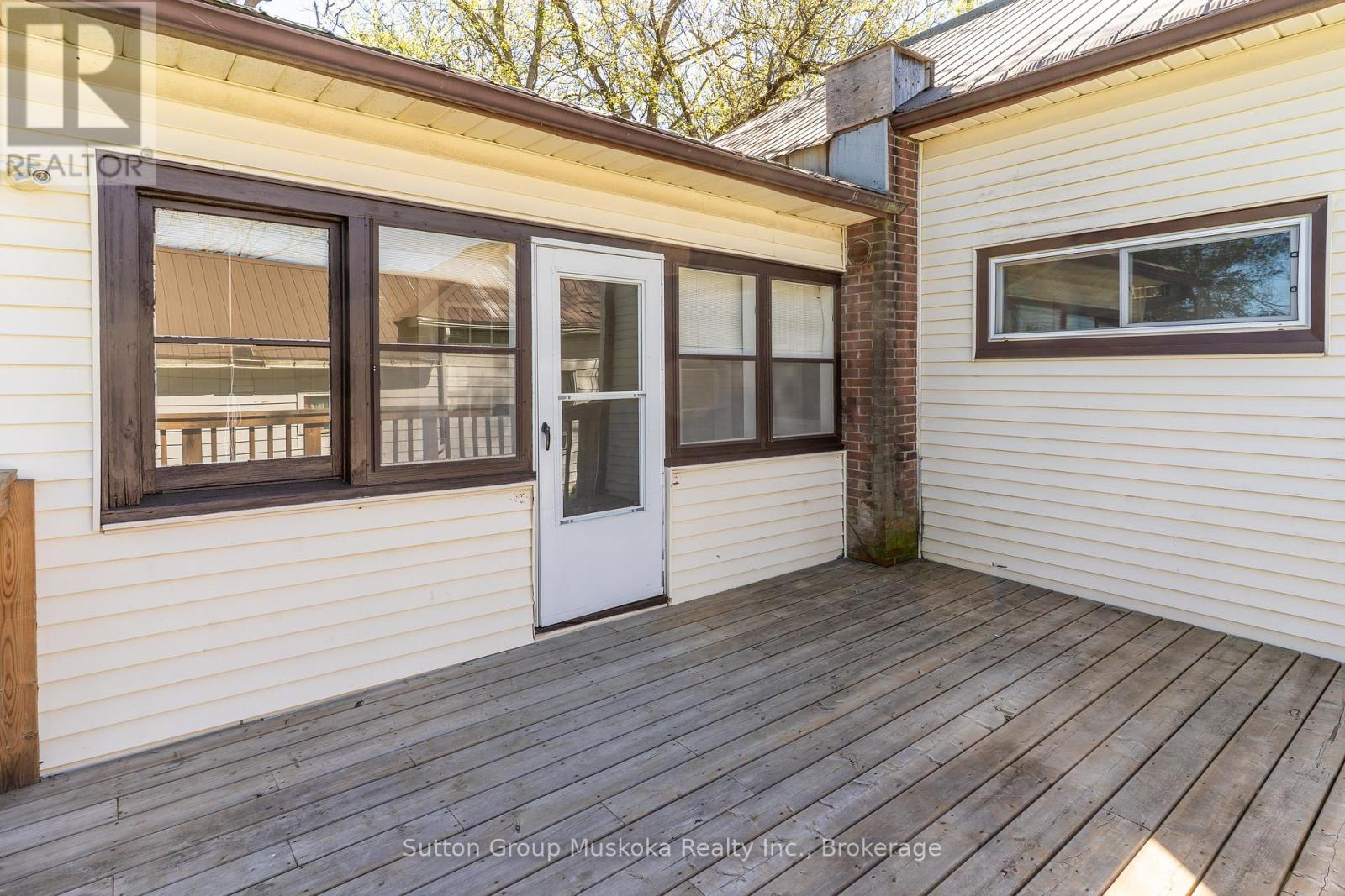 18 Susan Street W, Huntsville, Ontario P1H 1X4 - Photo 5 - X13169254