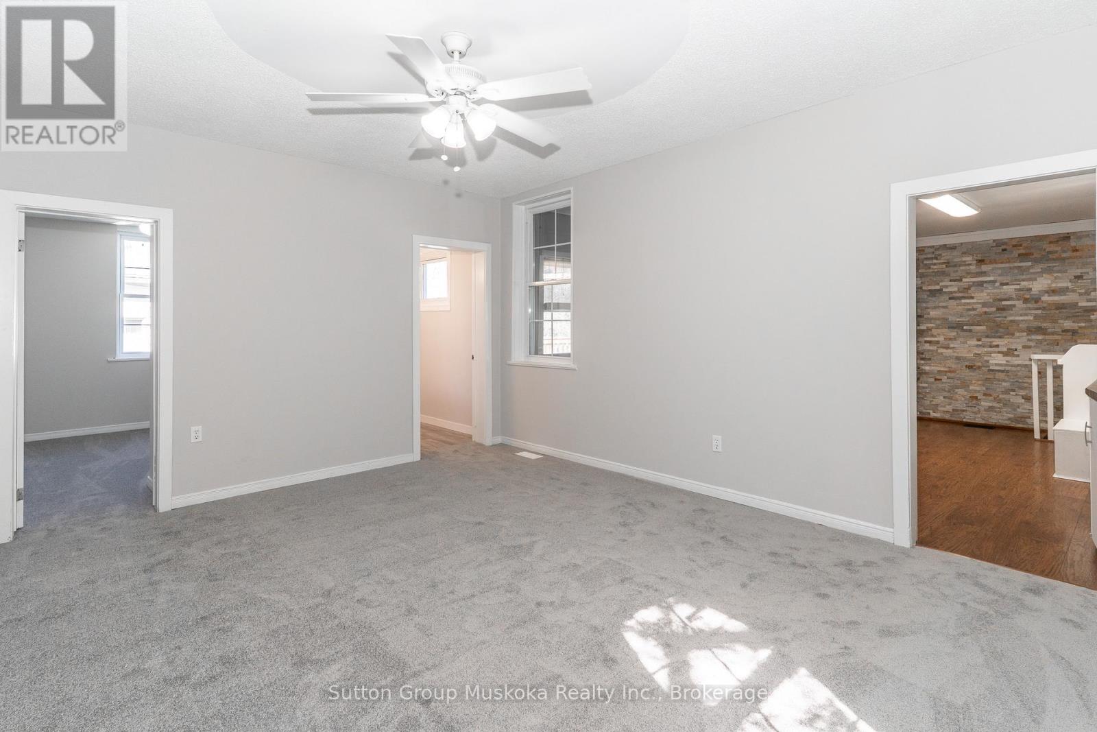 18 Susan Street W, Huntsville, Ontario P1H 1X4 - Photo 7 - X13169254