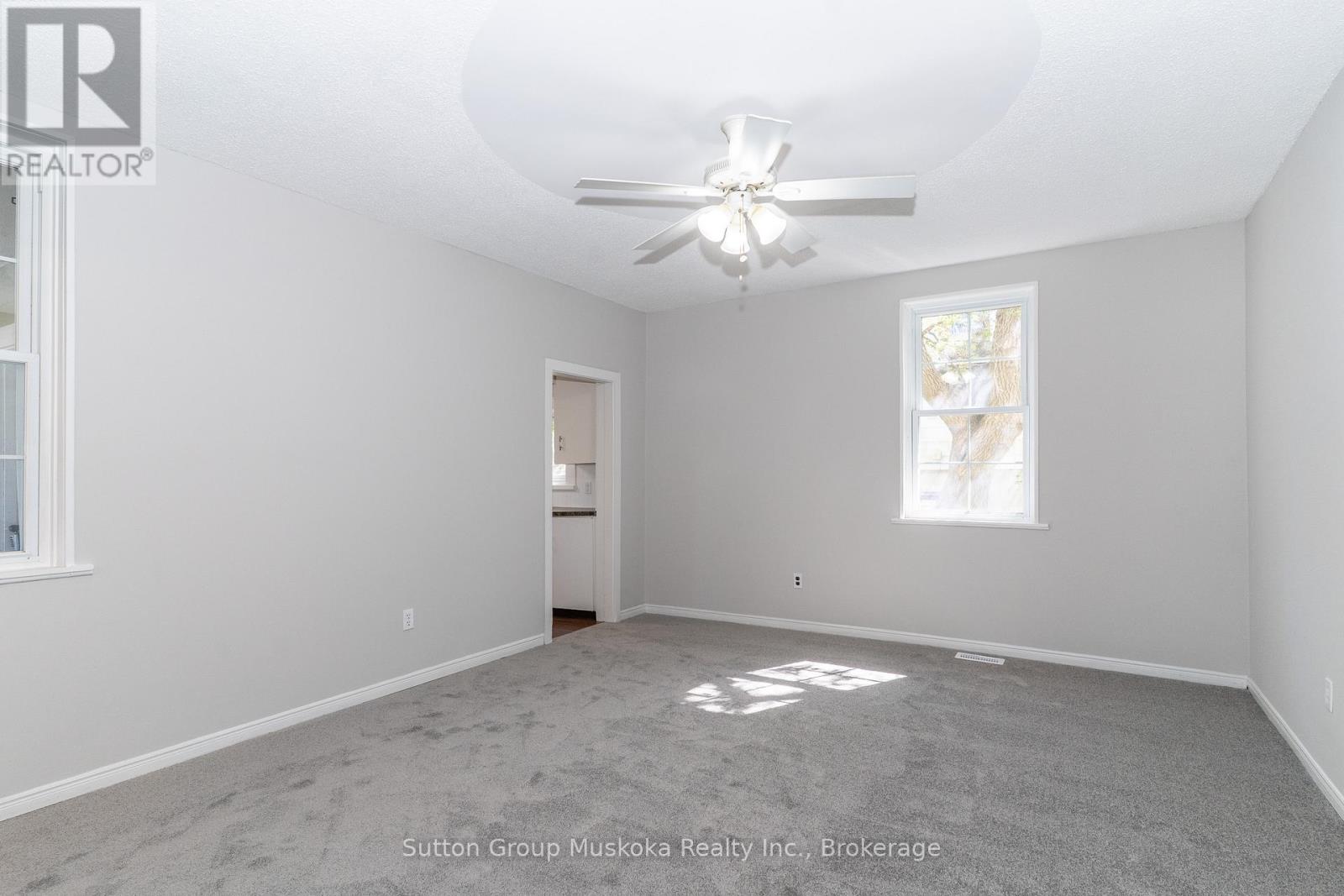 18 Susan Street W, Huntsville, Ontario P1H 1X4 - Photo 8 - X13169254