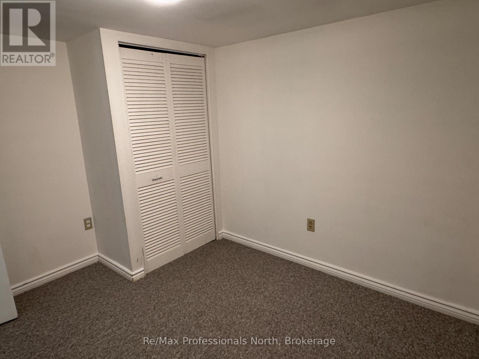 261 Hotchkiss Street, Gravenhurst, Ontario P1P 1H7 - Photo 25 - X13169332