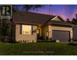 6 JOHNSTON STREET, Muskoka Lakes, Ontario