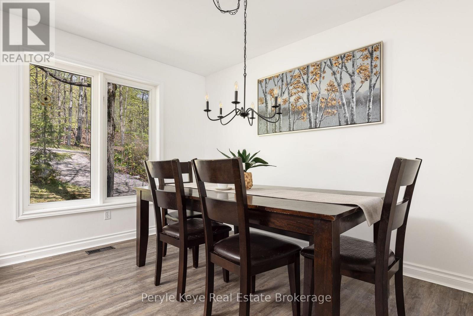 1042 Hillside Crescent, Lake Of Bays, Ontario P1H 2J6 - Photo 14 - X13173096