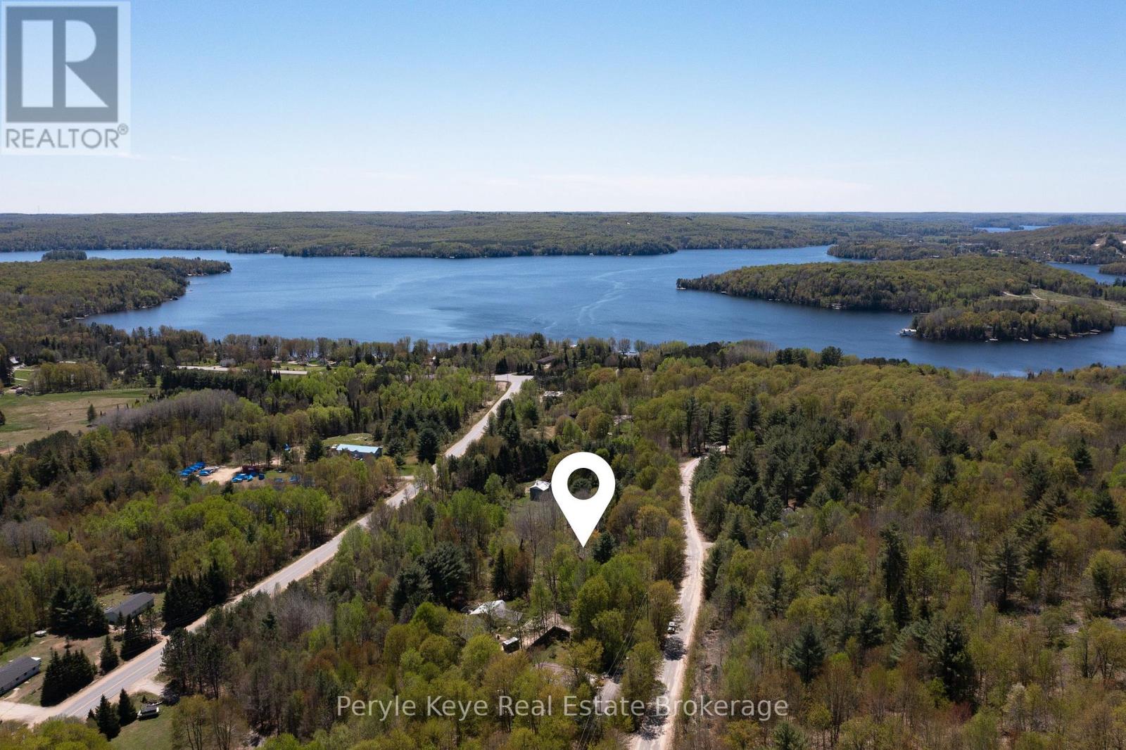 1042 Hillside Crescent, Lake Of Bays, Ontario P1H 2J6 - Photo 2 - X13173096