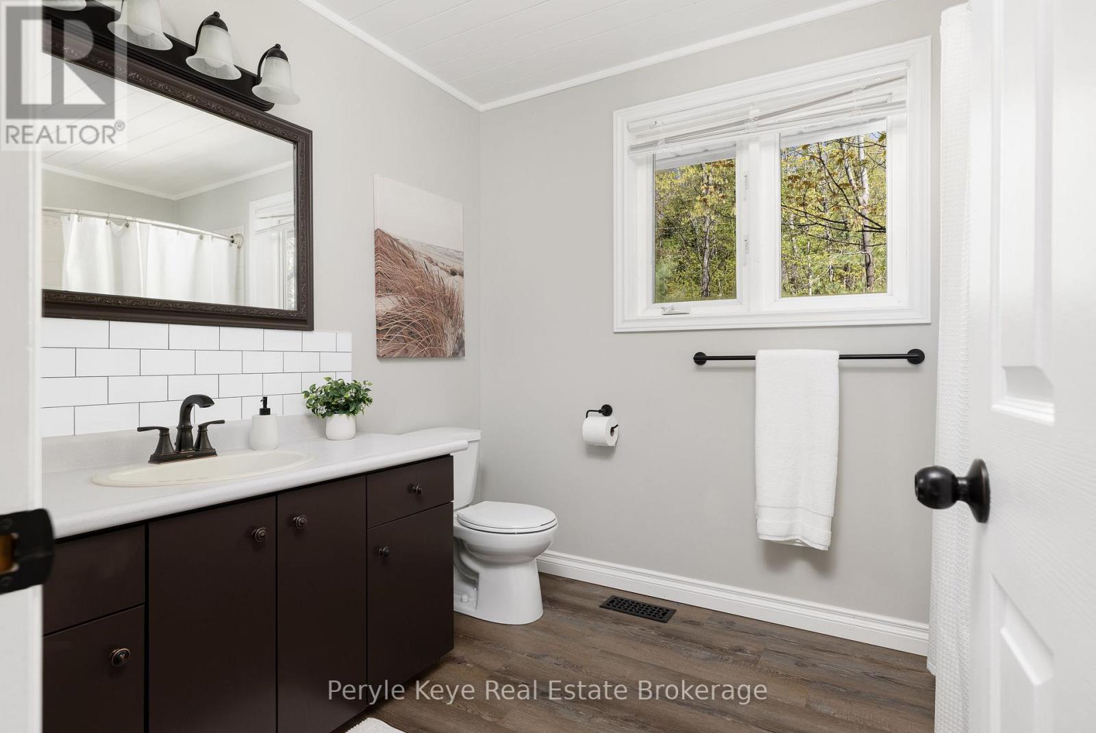 1042 Hillside Crescent, Lake Of Bays, Ontario P1H 2J6 - Photo 25 - X13173096