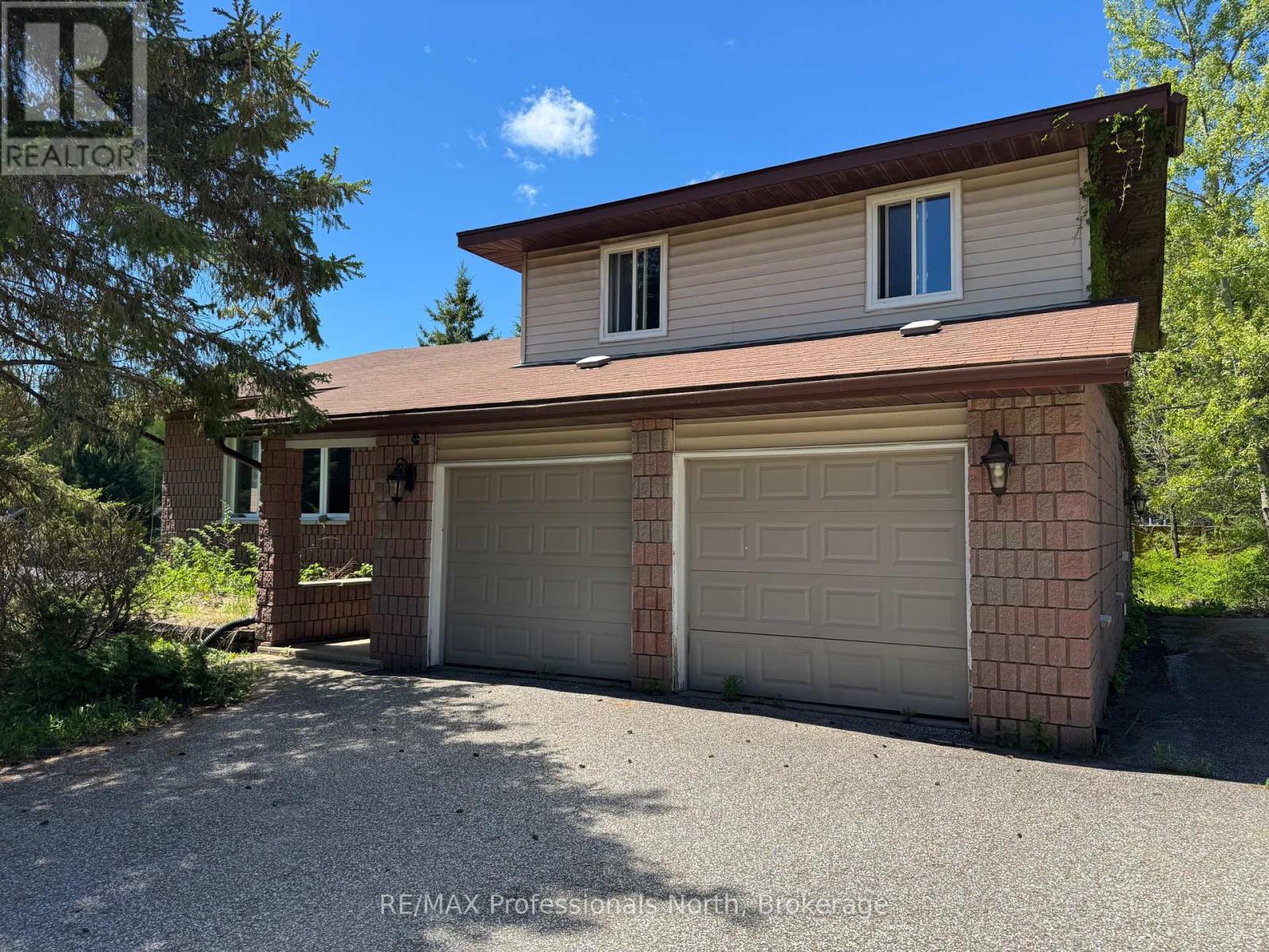 1 Glendale Road, Bracebridge, Ontario P1L 1B3 - Photo 1 - X13175842