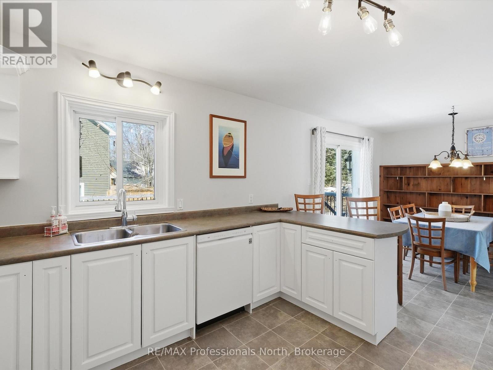 1 Glendale Road, Bracebridge, Ontario P1L 1B3 - Photo 8 - X13175842