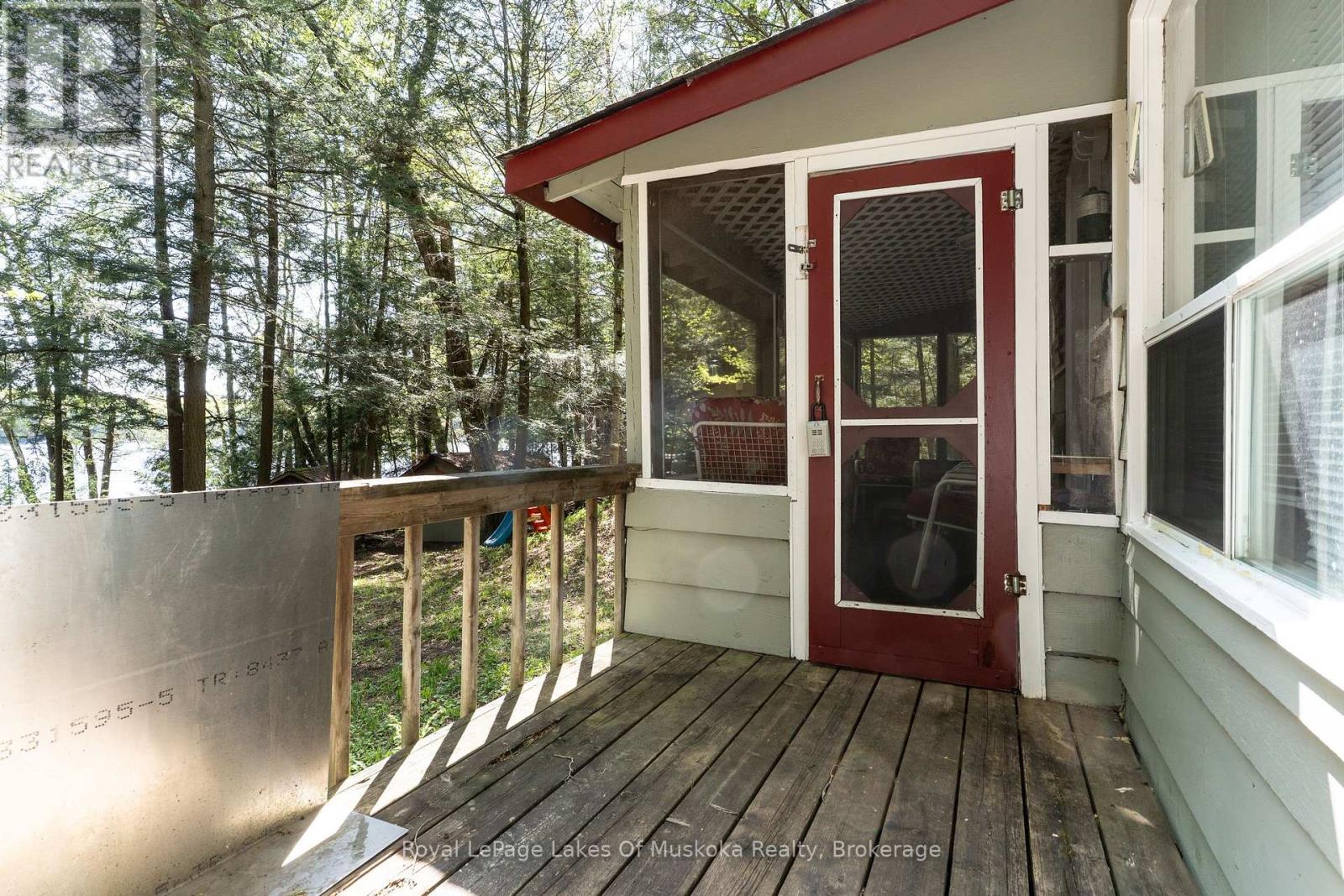1082 Lakeshore Drive S, Bracebridge, Ontario P1L 1X3 - Photo 17 - X13192206