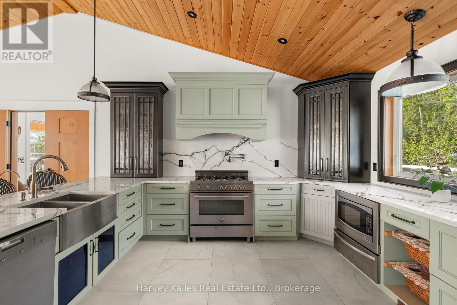 1615 Muskoka Road N, Gravenhurst, Ontario  P1P 1R4 - Photo 21 - X13209558