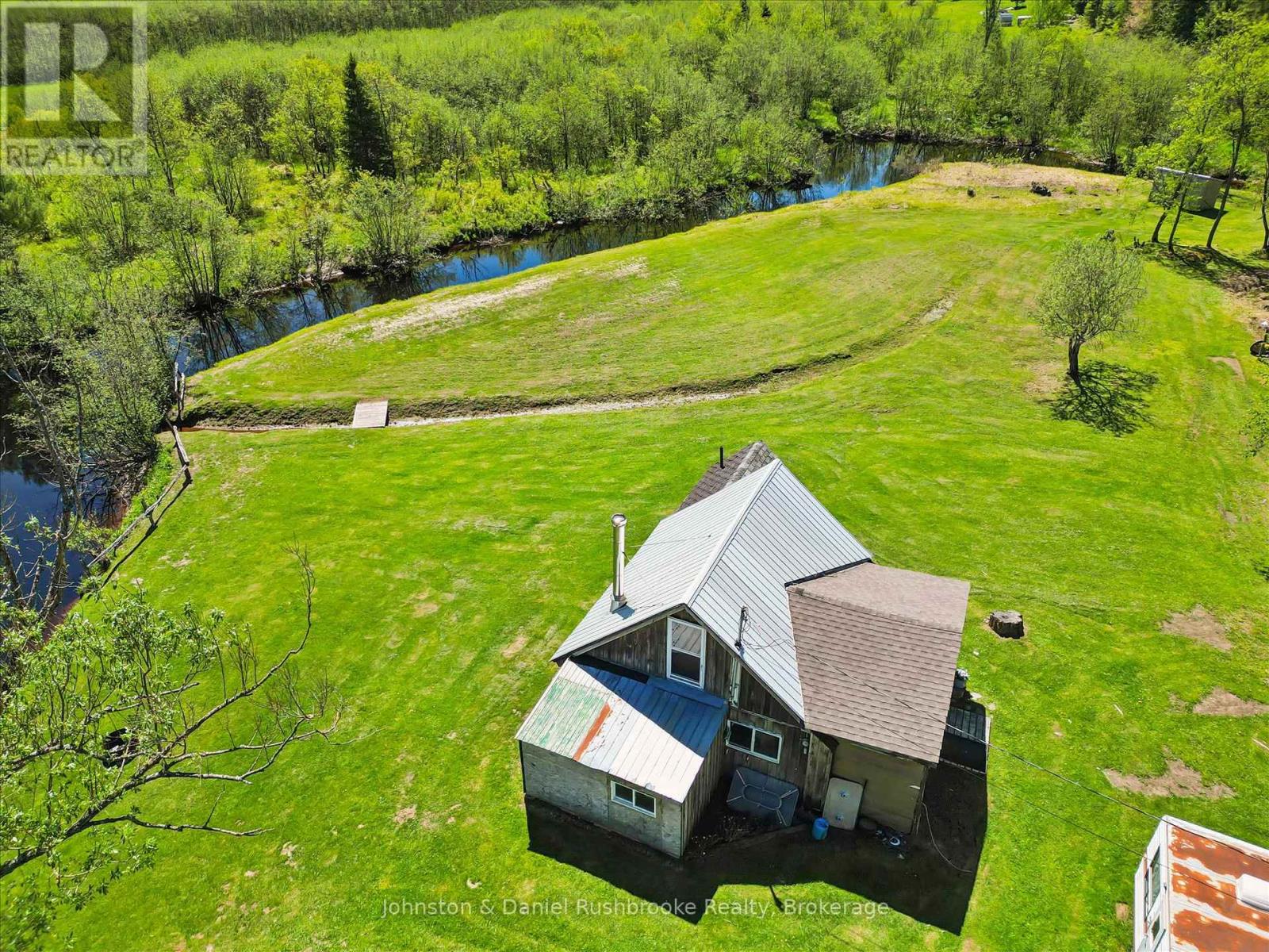 68 Rowanwood Road, Huntsville, Ontario P0B 1M0 - Photo 3 - X13209636
