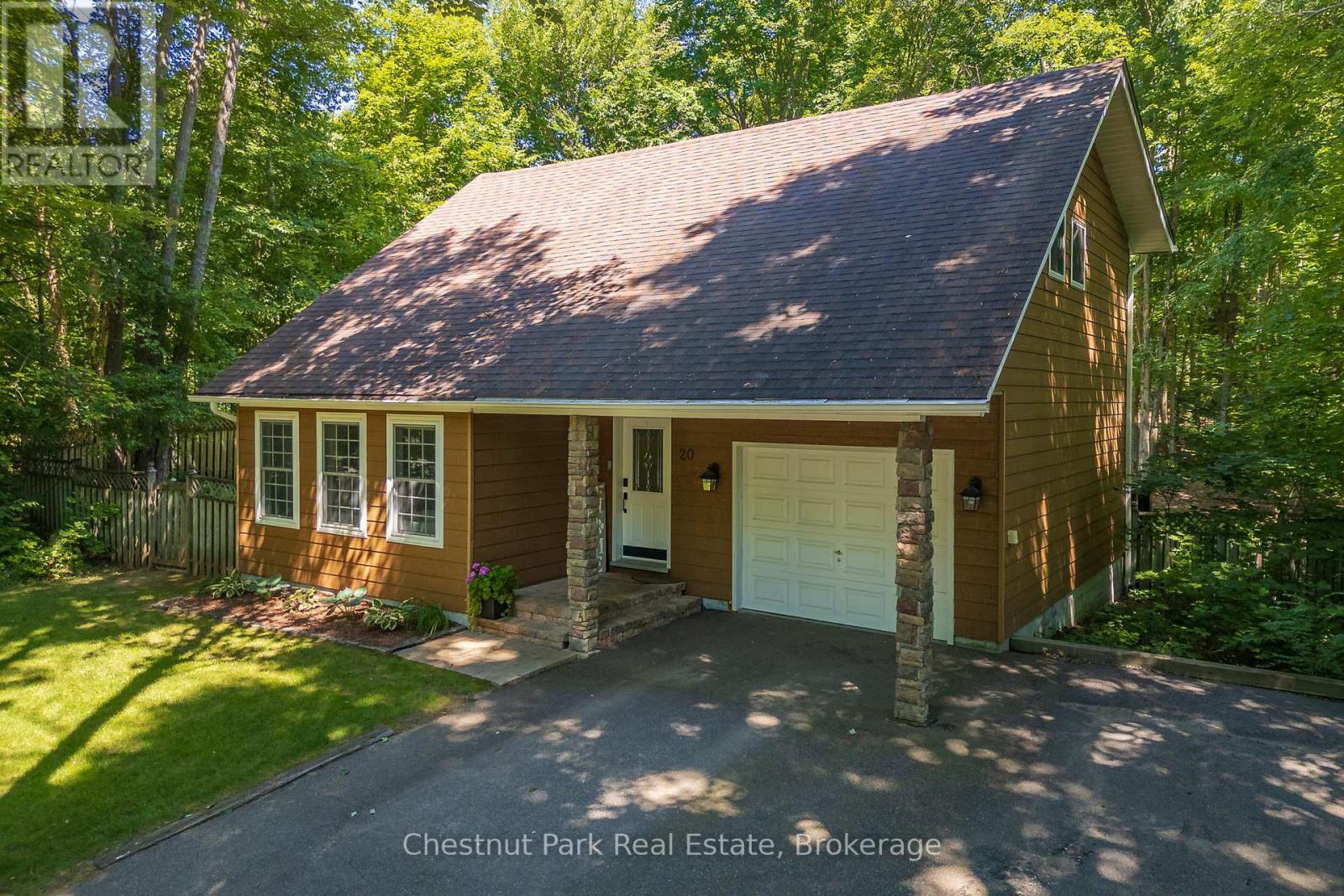 20 Kevin Crescent, Bracebridge, Ontario P1L 1A8 - Photo 2 - X13212492