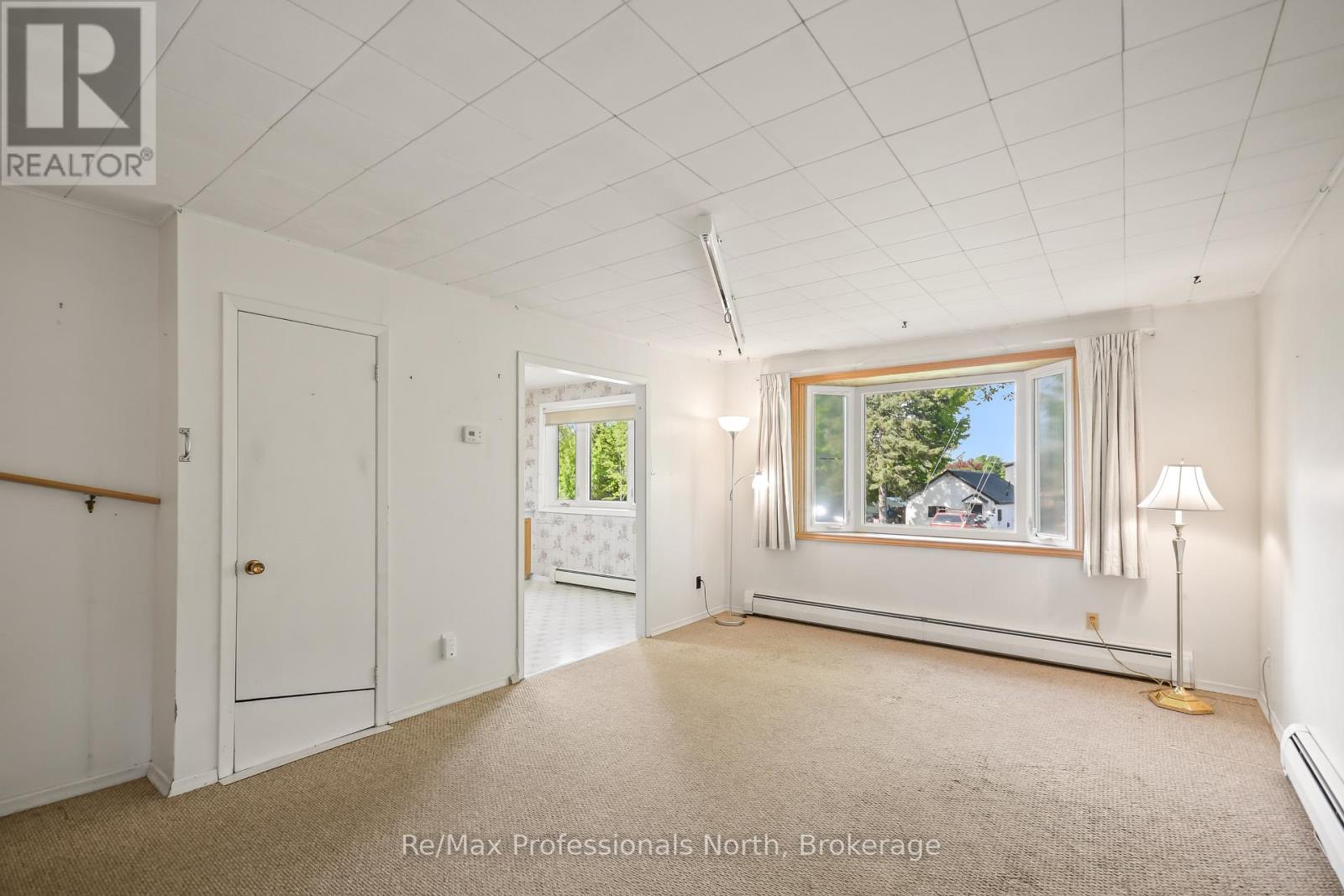 970 First Street S, Gravenhurst, Ontario P1P 1K3 - Photo 11 - X13212576