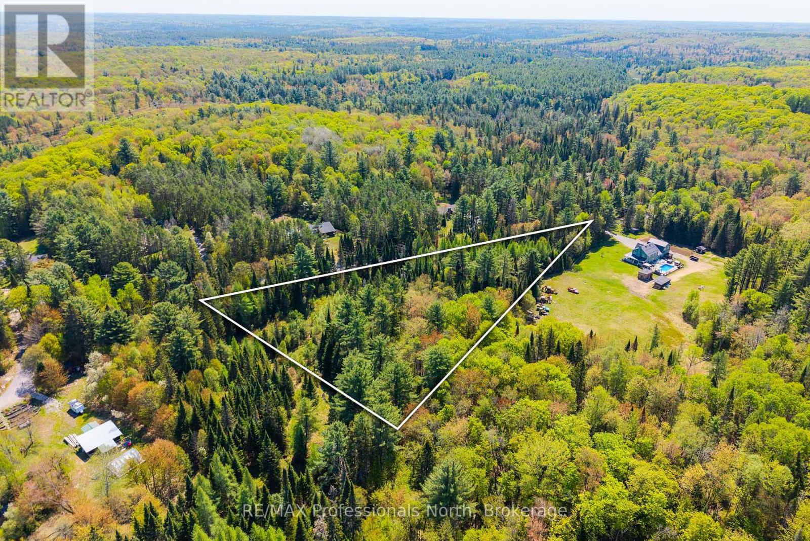 3116 Old Muskoka Road, Huntsville, Ontario P0B 1M0 - Photo 1 - X13213166
