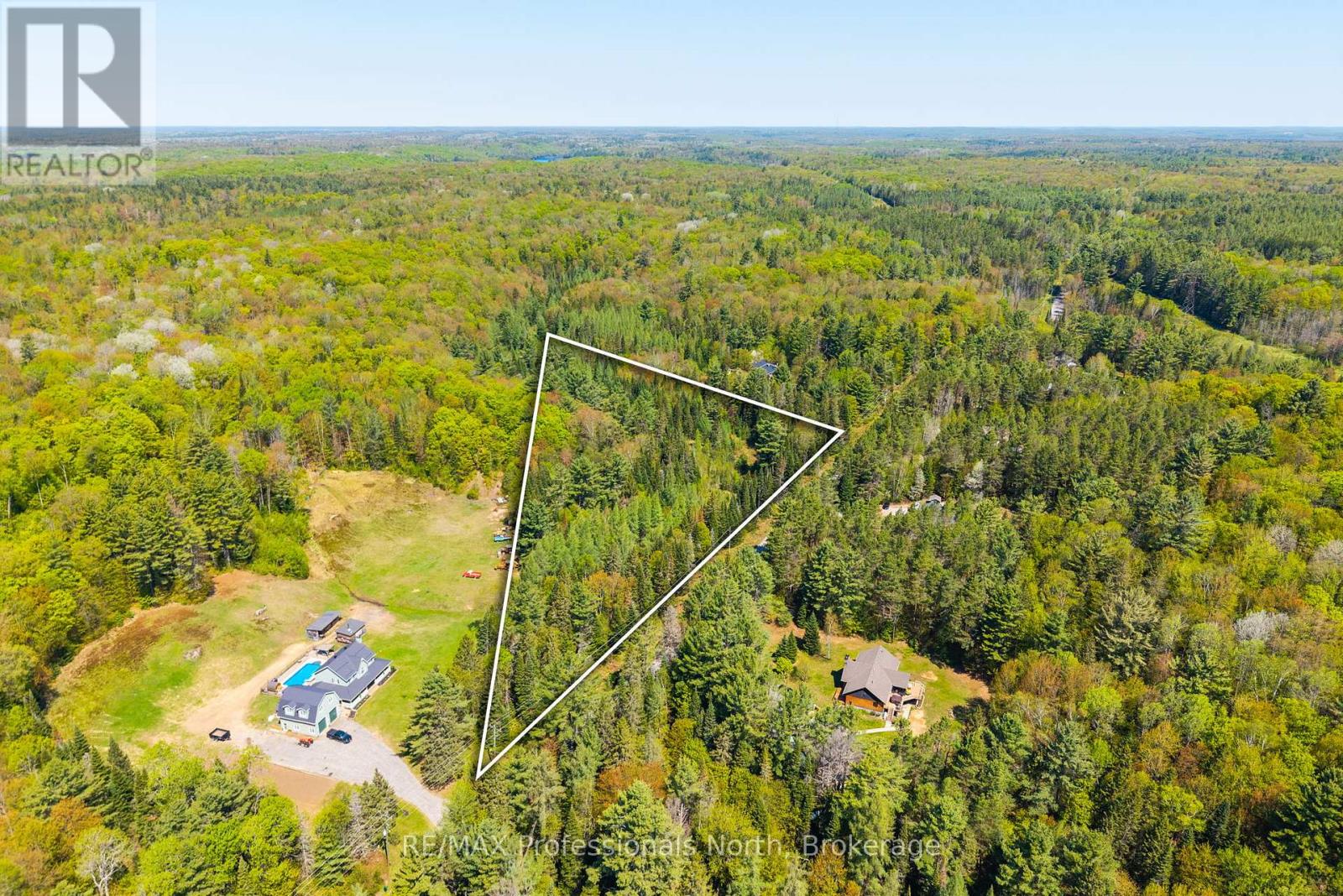 3116 Old Muskoka Road, Huntsville, Ontario P0B 1M0 - Photo 2 - X13213166