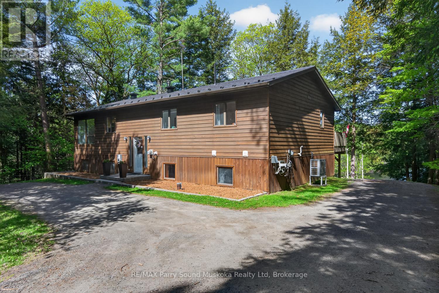 34 Silver Point Drive, Seguin, Ontario  P2W 2W8 - Photo 1 - X13217572
