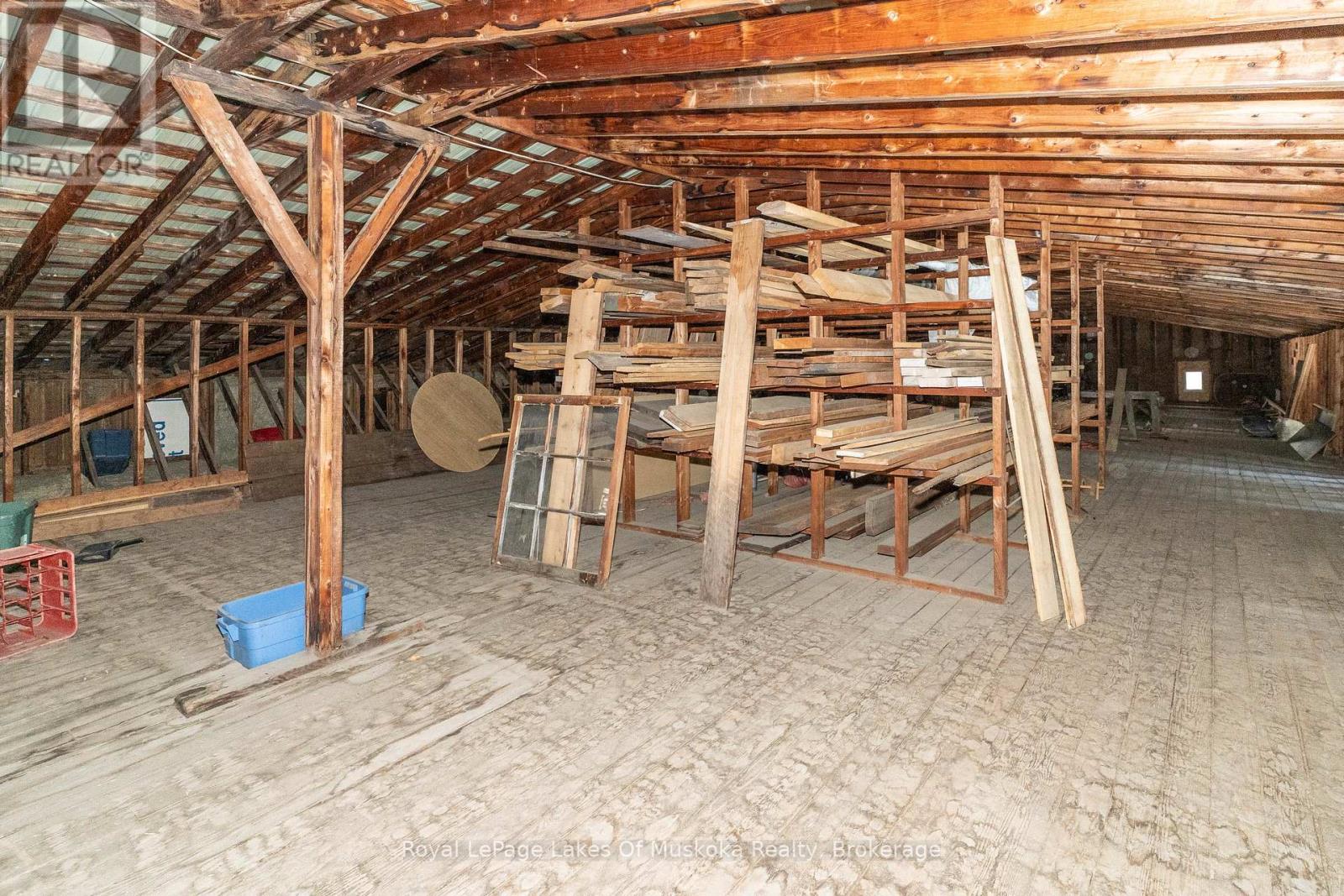 7 East Airport Road, Huntsville, Ontario  P1H 1X7 - Photo 32 - X13221108