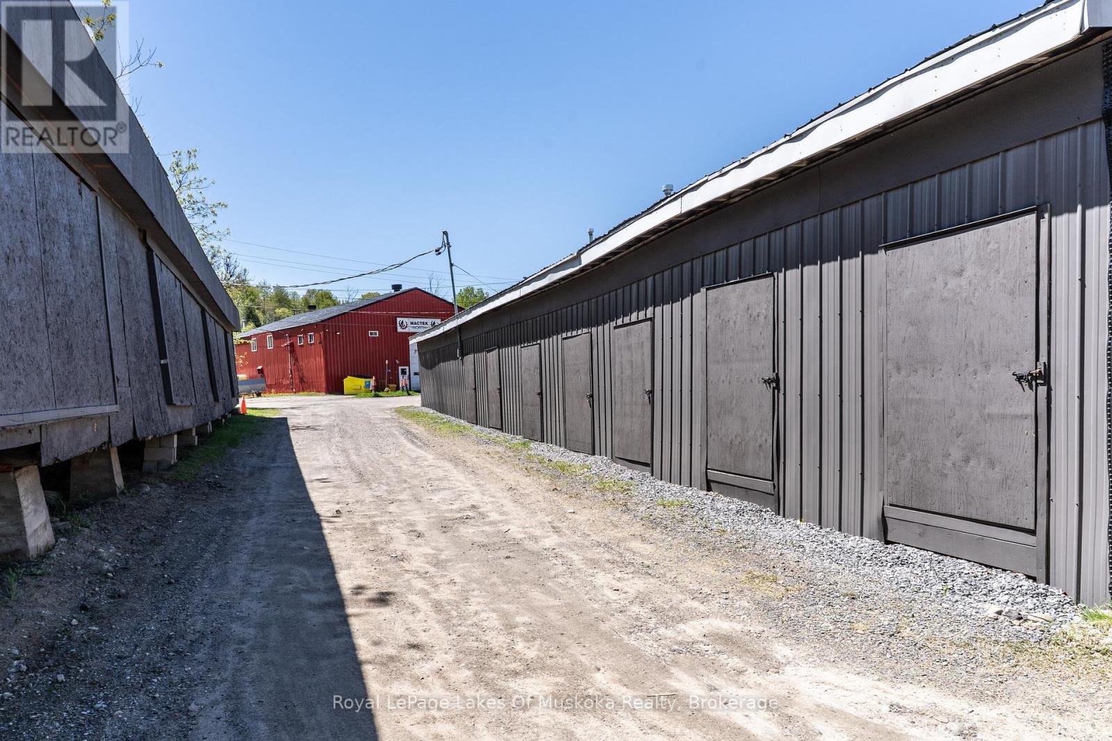 7 East Airport Road, Huntsville, Ontario  P1H 1X7 - Photo 41 - X13221108