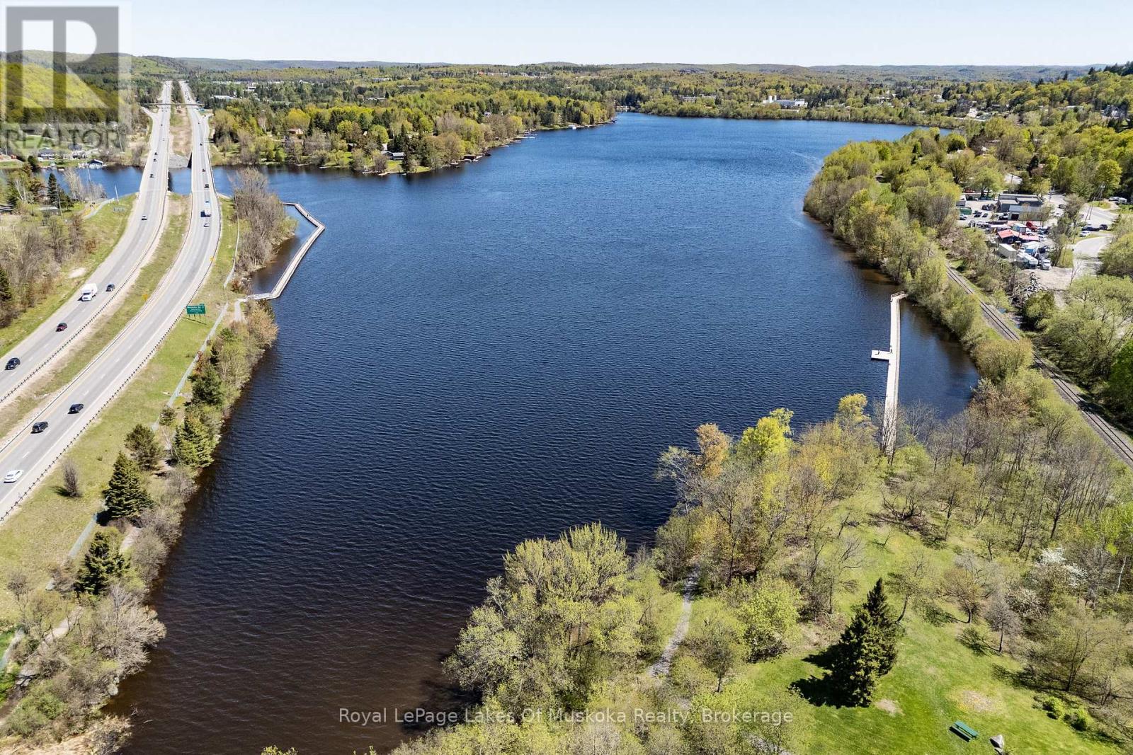 7 East Airport Road, Huntsville, Ontario  P1H 1X7 - Photo 45 - X13221108