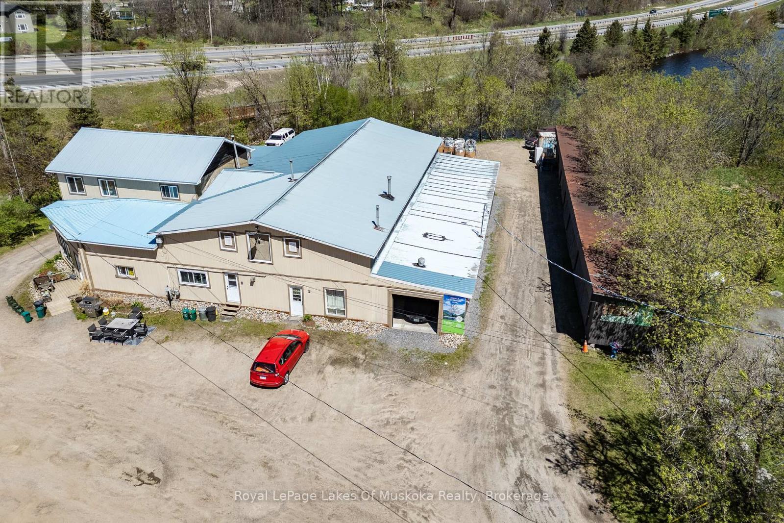 7 East Airport Road, Huntsville, Ontario  P1H 1X7 - Photo 50 - X13221108