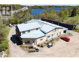 7 EAST AIRPORT ROAD, Huntsville, Ontario