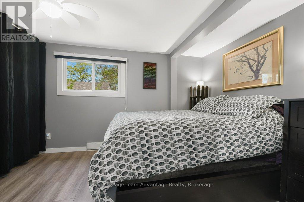 12 Victoria Avenue, Parry Sound, Ontario  P2A 2C1 - Photo 29 - X13221694