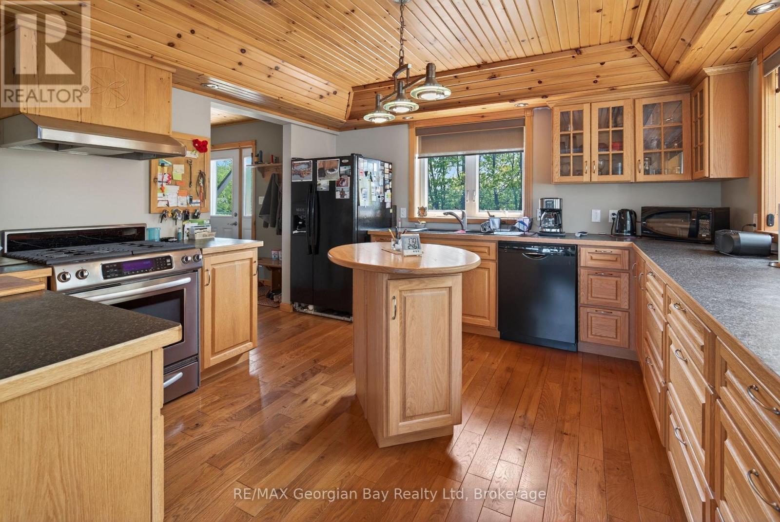 185 Picnic Island Road, Georgian Bay, Ontario L0K 1S0 - Photo 12 - X13222438