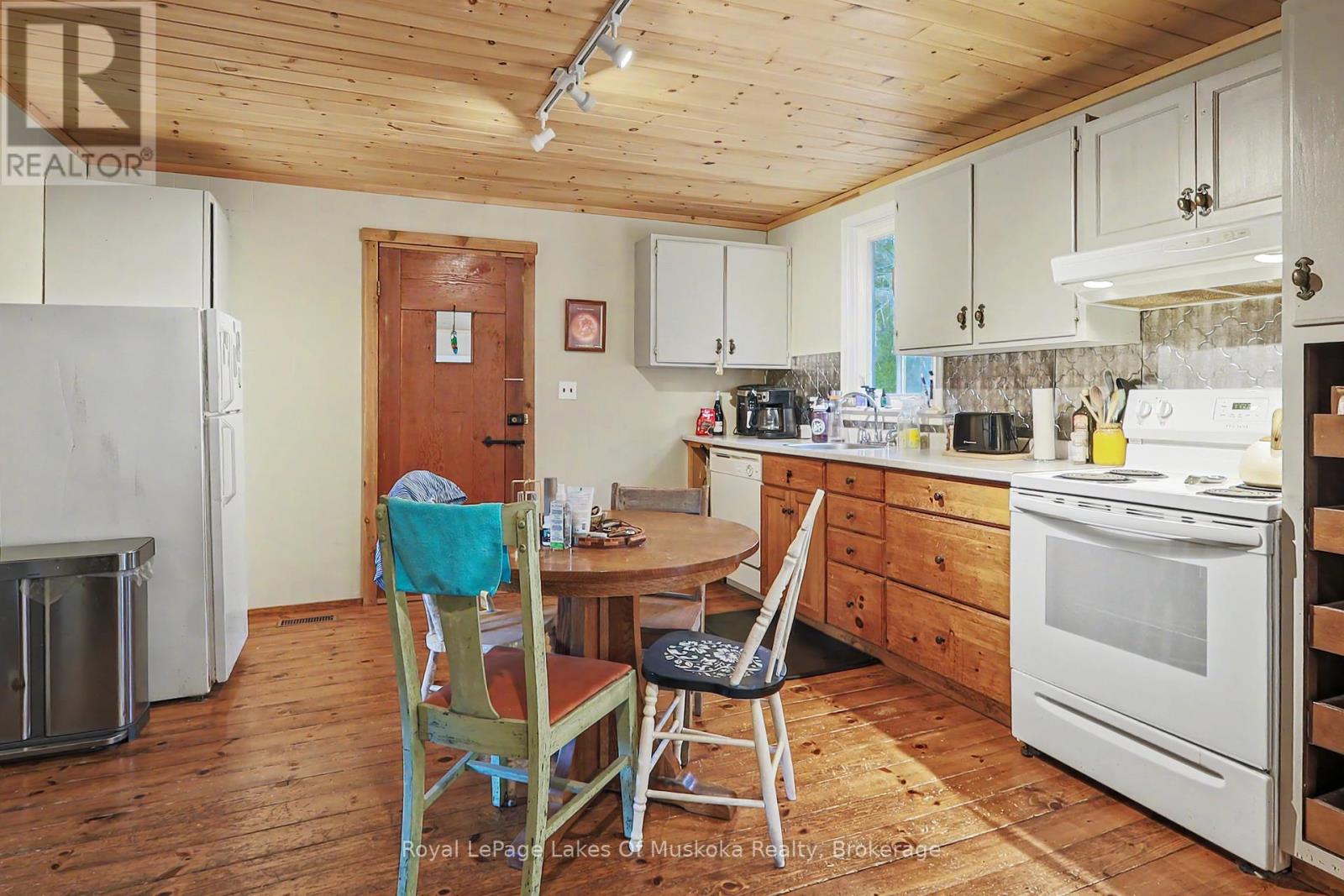 1003 Kelly Road, Lake Of Bays, Ontario P0B 1A0 - Photo 6 - X13223702