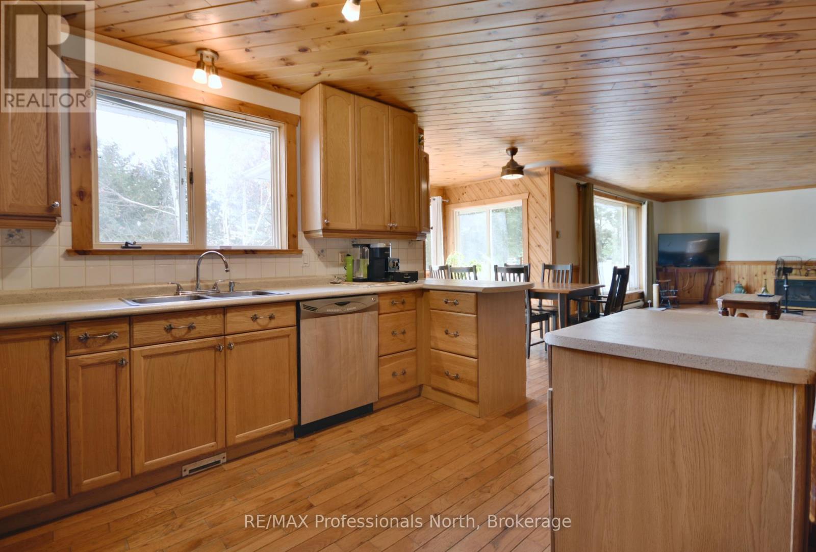20 Coulter Lane, Bracebridge, Ontario P1P 1R1 - Photo 24 - X13226566