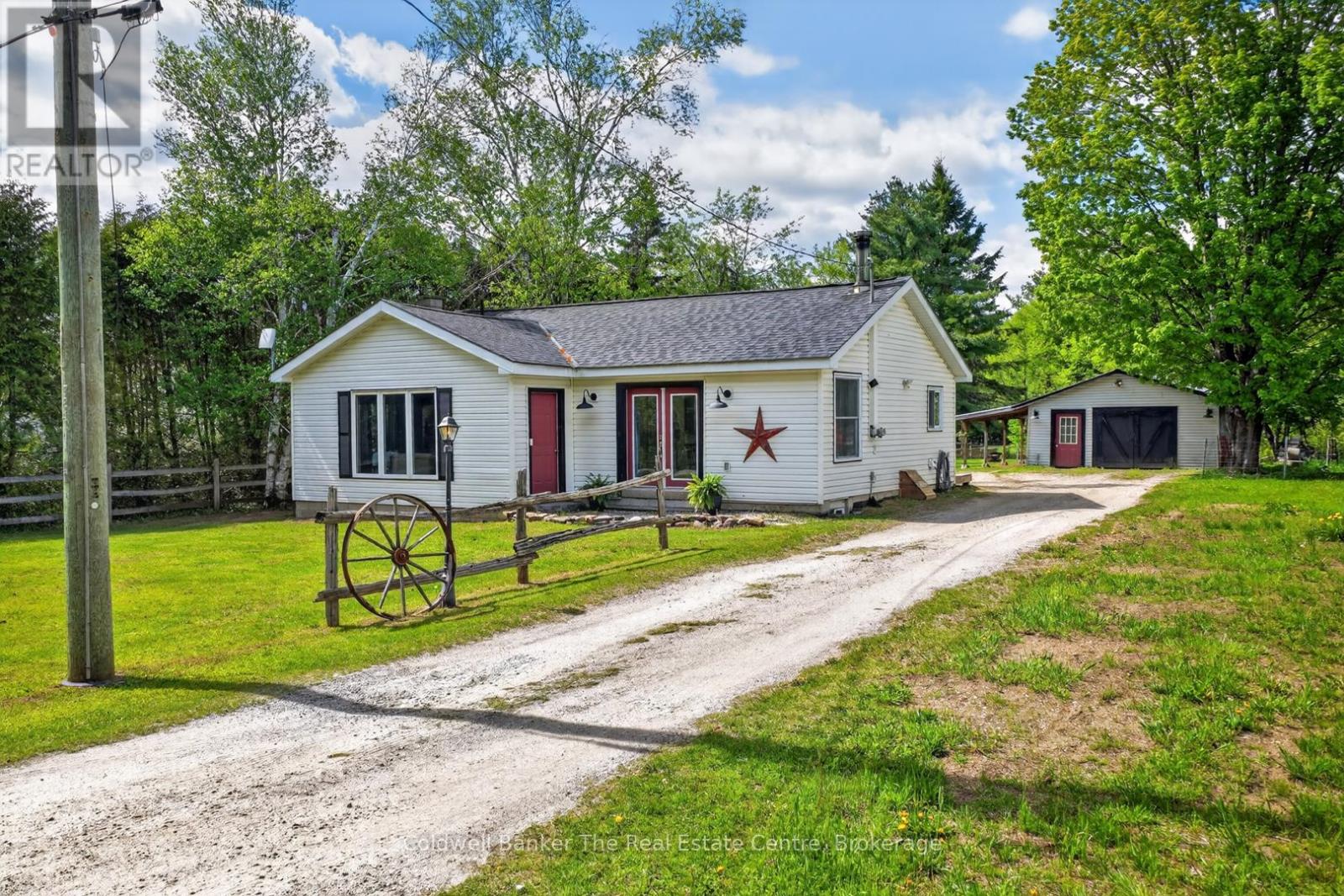 1635 Germania Road, Bracebridge, Ontario P1L 1X3 - Photo 2 - X13226788