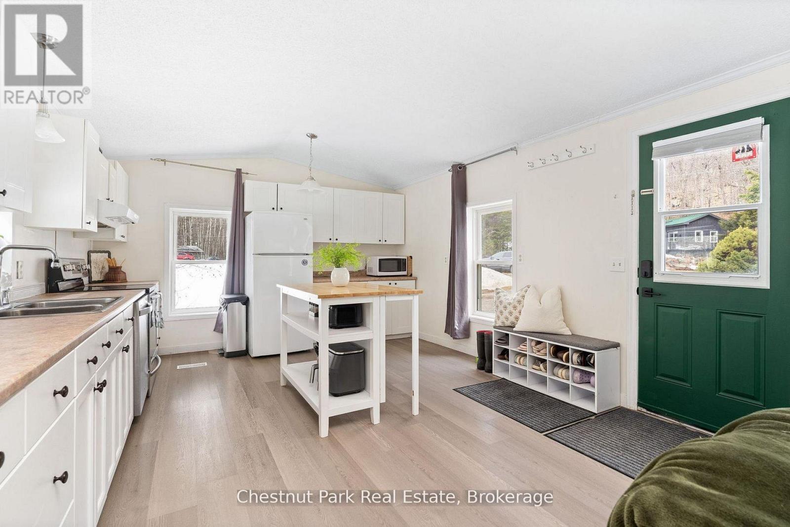 21 Mount Vernon Trail, Huntsville, Ontario P1H 1E3 - Photo 23 - X13228996