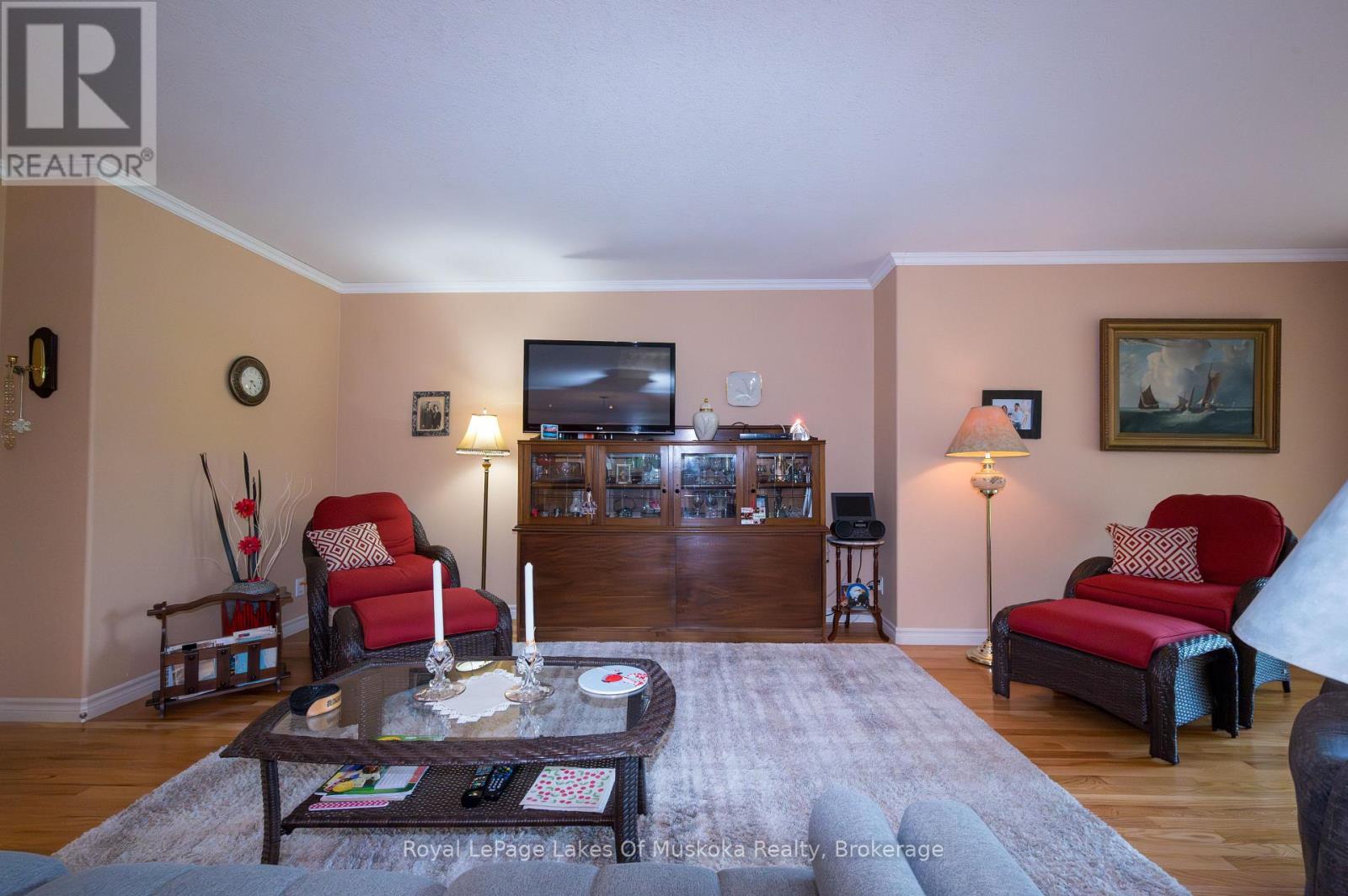 20 Deerhurst Highlands Drive, Huntsville, Ontario P1H 1B1 - Photo 9 - X13229366