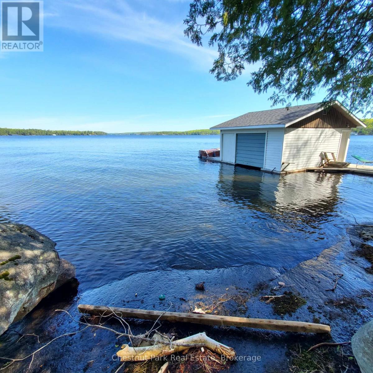 76 Tobin Island, Muskoka Lakes, Ontario  P0B 1J0 - Photo 8 - X13231168
