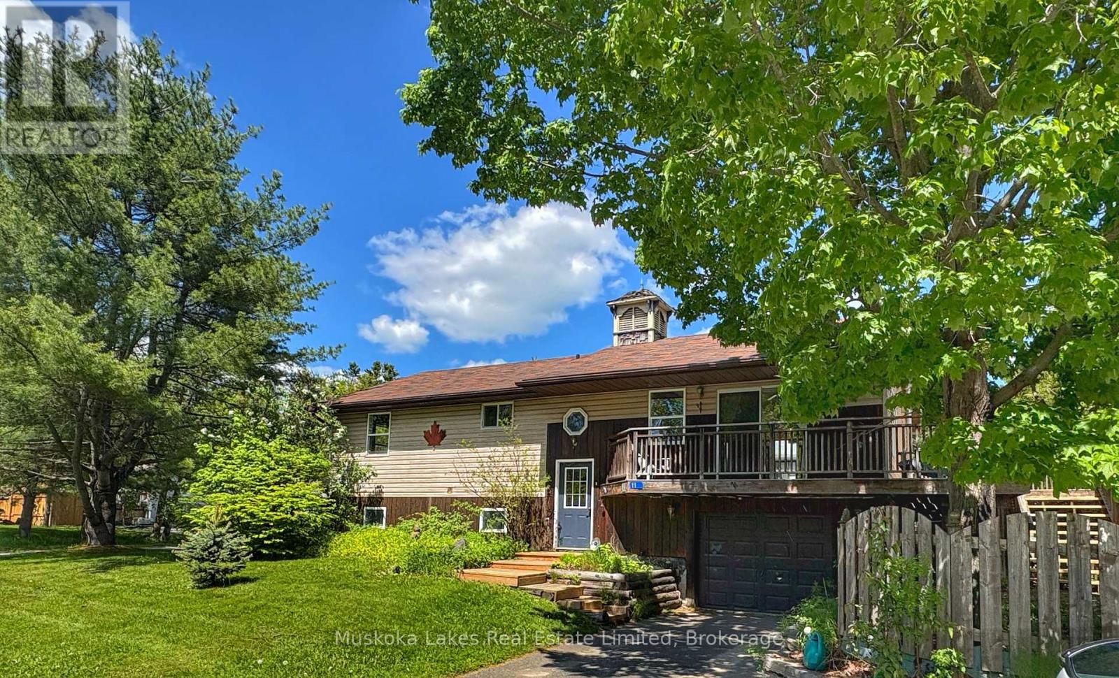 11 Harris Street, Muskoka Lakes, Ontario  P0B 1J0 - Photo 1 - X13233420