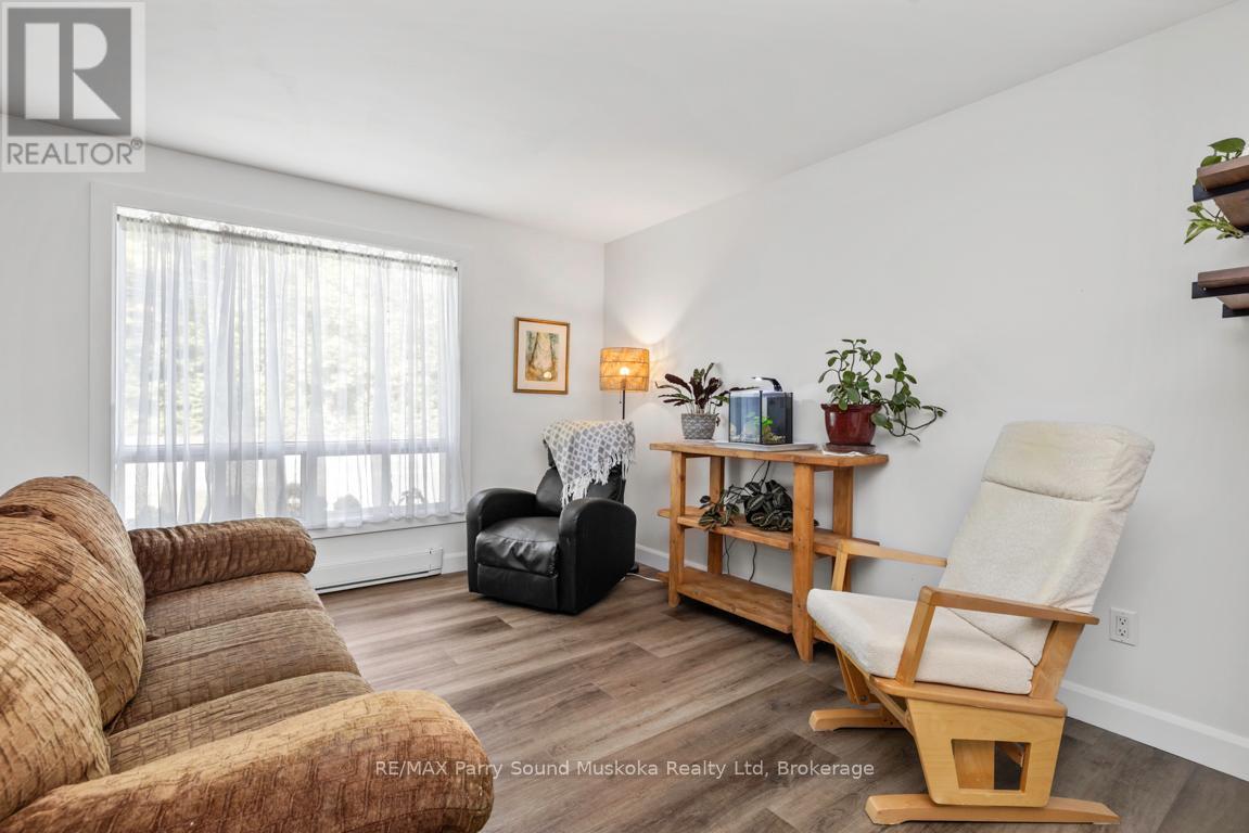 28 Forest Street, Parry Sound, Ontario P2A 2P9 - Photo 12 - X13235546