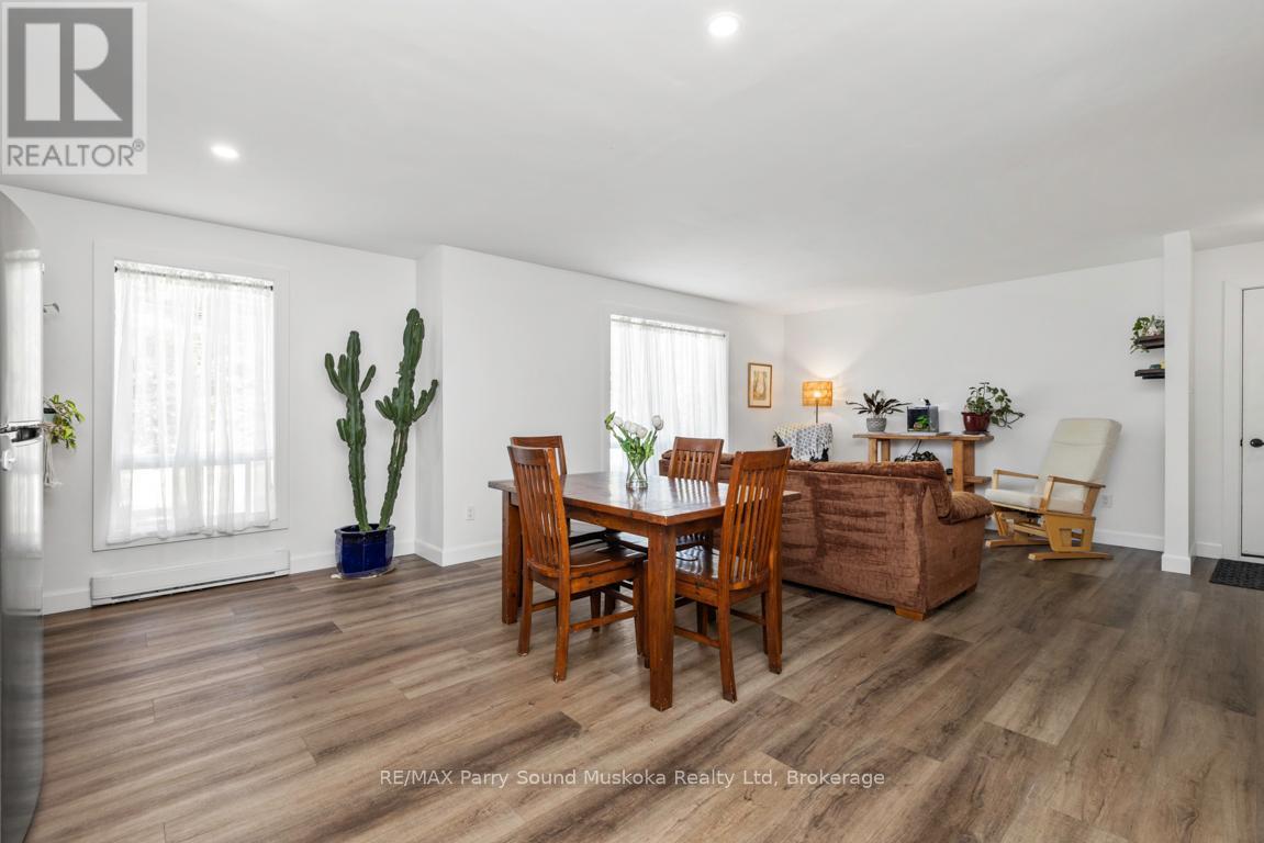 28 Forest Street, Parry Sound, Ontario P2A 2P9 - Photo 17 - X13235546