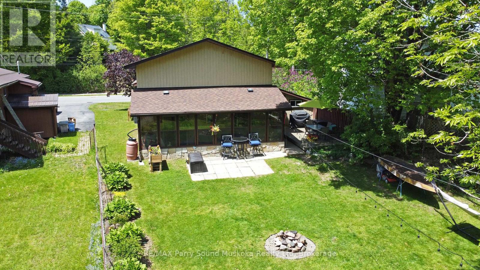 28 Forest Street, Parry Sound, Ontario P2A 2P9 - Photo 3 - X13235546