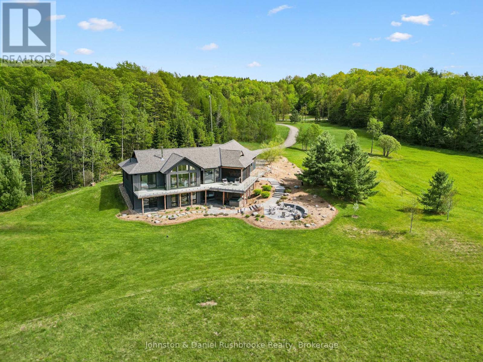 1280 Beatrice Townline Road, Muskoka Lakes, Ontario P1L 1X4 - Photo 1 - X13238562