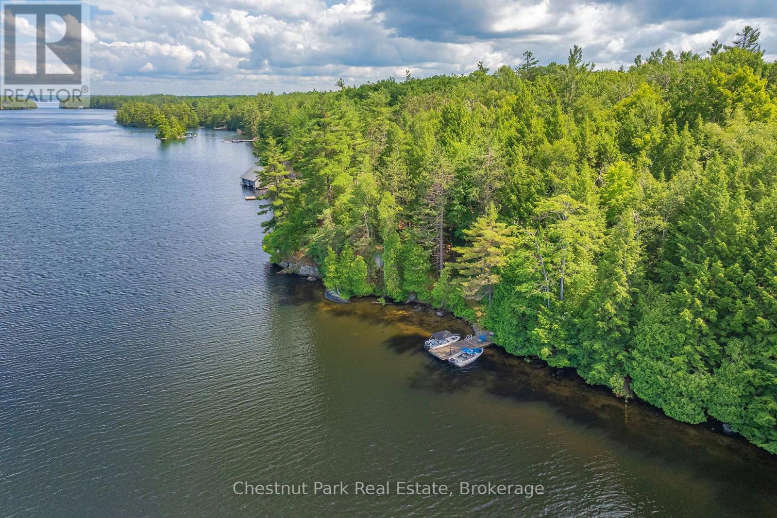 26 Taylor Island 26lm, Gravenhurst, Ontario P1P 1R2 - Photo 3 - X13241428