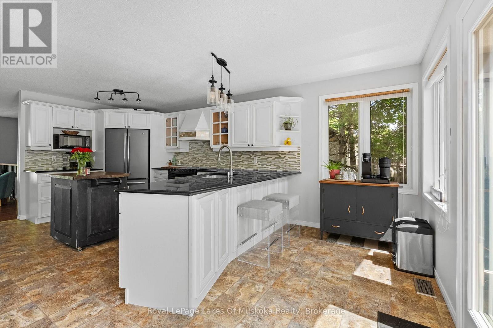 46 Meadow Heights Drive, Bracebridge, Ontario P1L 1A2 - Photo 10 - X13239036