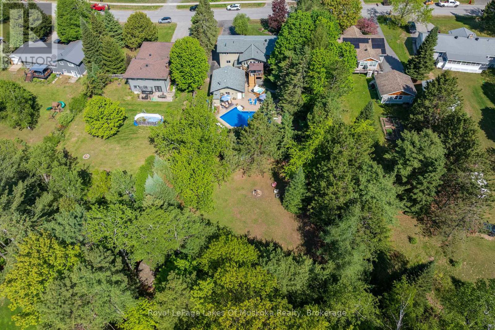 46 Meadow Heights Drive, Bracebridge, Ontario P1L 1A2 - Photo 2 - X13239036