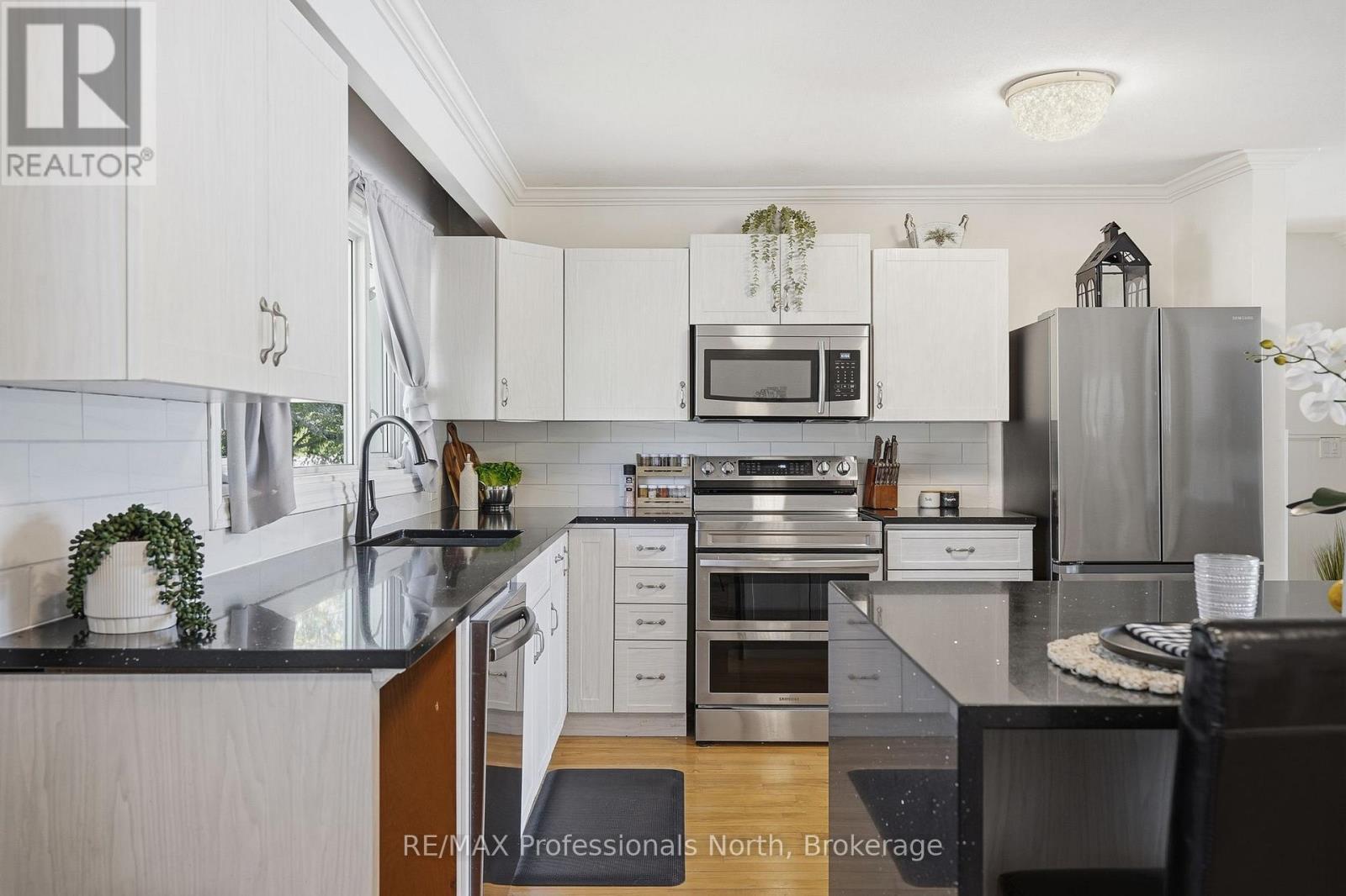 155 Hunters Bay Drive, Huntsville, Ontario P1H 1M9 - Photo 8 - X13248684