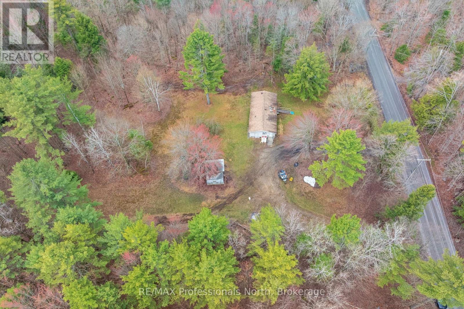 1056 Kirk Line W, Bracebridge, Ontario P1L 1W9 - Photo 6 - X13248752
