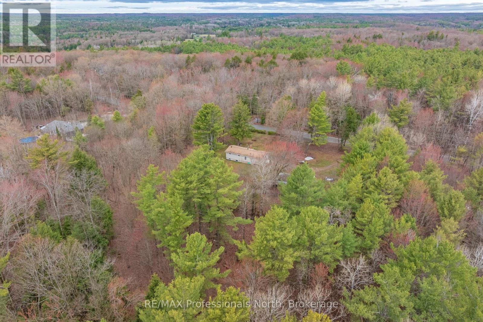 1056 Kirk Line W, Bracebridge, Ontario P1L 1W9 - Photo 7 - X13248752